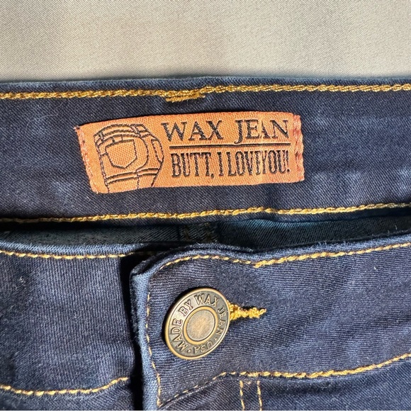 Wax Jean Denim Shorts Size 16–18 High Rise 3.5” Inseam Cuffed Blue Distressed - Picture 2 of 12